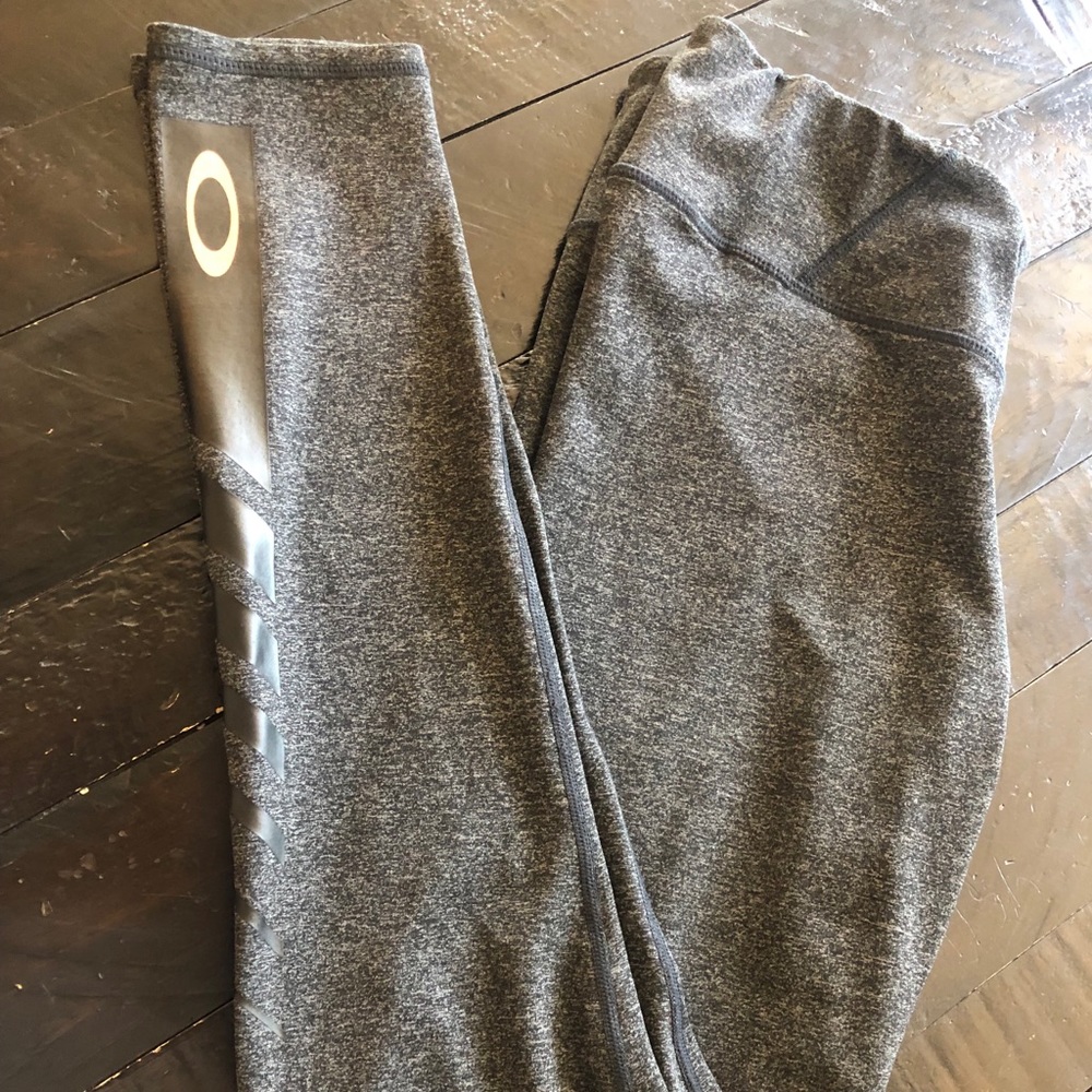 Oakley workout leggings